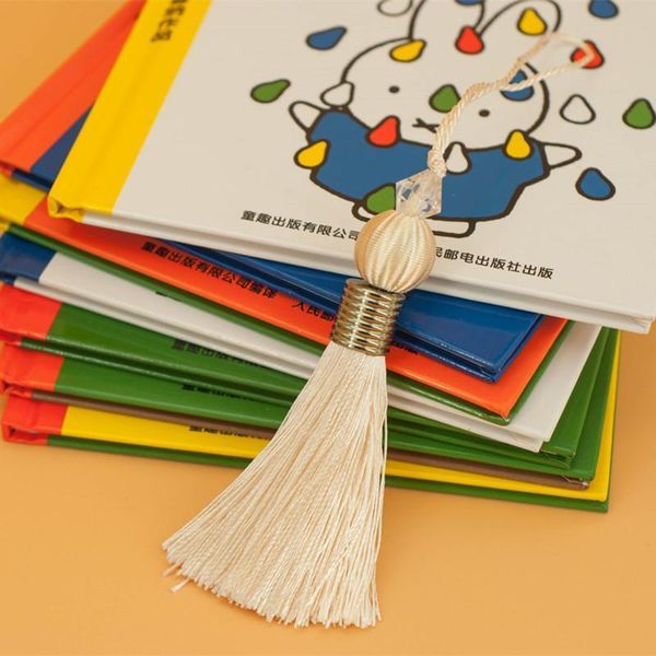 wholesale 12pcs lot 8cm ball tassel with hanging rope silk sewing tassel trim decorative key tassel for curtain home decoration h qylkpd
wholesale 12pcs lot 8cm ball tassel with hanging rope silk sewing tassel trim decorative key tassel for curtain home decoration h qylkpd