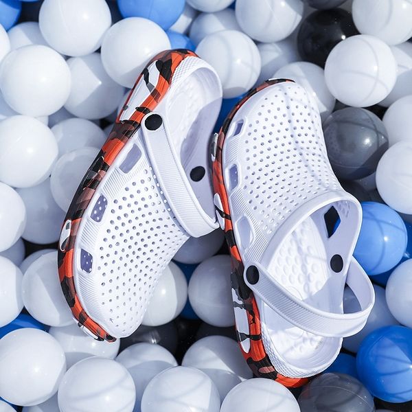 summer men sandals water beach men clogs slippers men jelly sandals men's lightweight sandals garden clogs shoes zapatos hombre y200520, Black
summer men sandals water beach men clogs slippers men jelly sandals men's lightweight sandals garden clogs shoes zapatos hombre y200520, Black