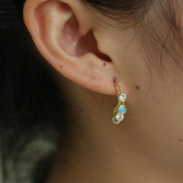 round white blue beaded charm mini delicate hoops gold color earring for girl and women gift 2021 fashion new jewelry design, Golden;silver
round white blue beaded charm mini delicate hoops gold color earring for girl and women gift 2021 fashion new jewelry design, Golden;silver