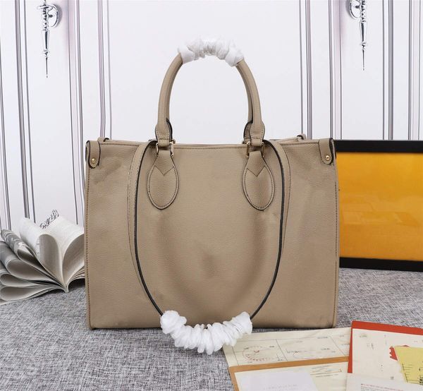 2021 luxury fashion clamshell bag small handbag lady famous brand designer messenger bag lady shoulder bag leather chain lady handbag 1228
2021 luxury fashion clamshell bag small handbag lady famous brand designer messenger bag lady shoulder bag leather chain lady handbag 1228