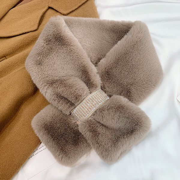 autumn and winter warm plush scarf women's brand style ins fashion with diamond collar klwe, Blue;gray
autumn and winter warm plush scarf women's brand style ins fashion with diamond collar klwe, Blue;gray