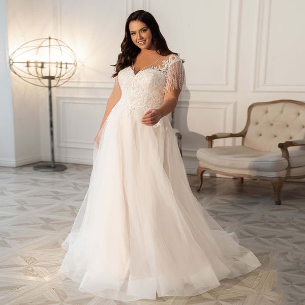 2021 new women' bling wedding v neck beading applique sweep train tulle a line plus size bridal gown 0uby, White
2021 new women' bling wedding v neck beading applique sweep train tulle a line plus size bridal gown 0uby, White