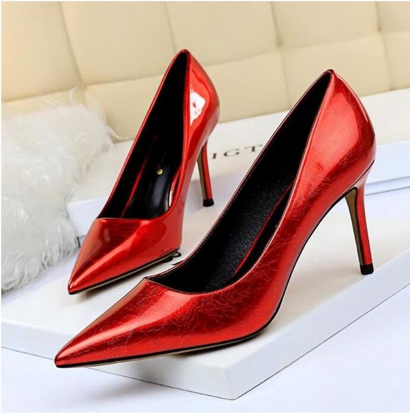 big size 34-43 new fashion high heels women pumps thin heel wedding casual brand party shoes, Black
big size 34-43 new fashion high heels women pumps thin heel wedding casual brand party shoes, Black
