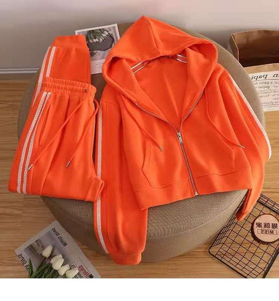 2021 autumn new short zipper hoodie women's striped two-piece suit korean loose ladies sportswear casual sports track suit, Black
2021 autumn new short zipper hoodie women's striped two-piece suit korean loose ladies sportswear casual sports track suit, Black