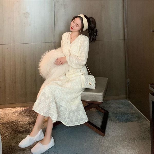 2021 new full sleeve long trumpet autumn warm women v-neck fairy dress wedding party evening one-piece clothing ladies fc19, Black;gray
2021 new full sleeve long trumpet autumn warm women v-neck fairy dress wedding party evening one-piece clothing ladies fc19, Black;gray