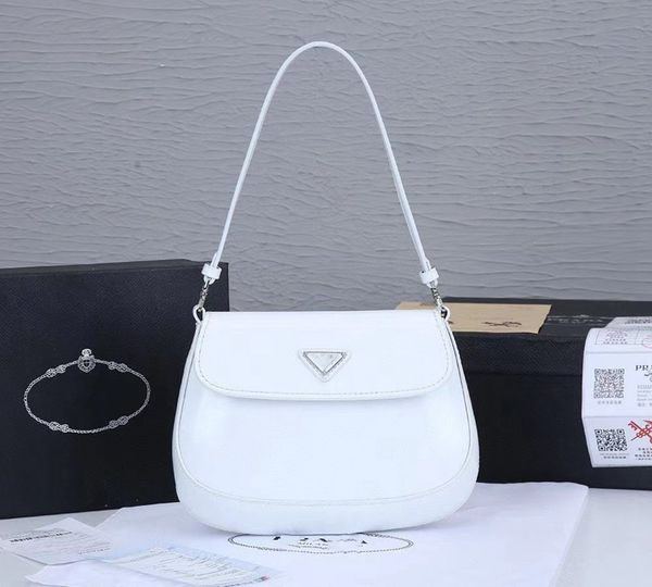 2021 autumn and winter mini handbag women messenger bag leather ladies luxury designer bag outdoor handbag handbag
2021 autumn and winter mini handbag women messenger bag leather ladies luxury designer bag outdoor handbag handbag