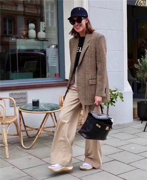 2020 winner women plaid loose blazer jacket female luxury coat ddxgz2v 8.26, White;black
2020 winner women plaid loose blazer jacket female luxury coat ddxgz2v 8.26, White;black