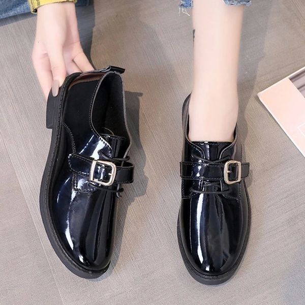 2020 autumn women oxford shoes patent leather brogue shoes woman flats black buckle casual zapatos mujer spring 8712n #sn4y
2020 autumn women oxford shoes patent leather brogue shoes woman flats black buckle casual zapatos mujer spring 8712n #sn4y