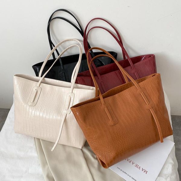 shoulder bags women crocodile pattern bag female fashion soft pu leather handbag for pocket femme large size underarm
shoulder bags women crocodile pattern bag female fashion soft pu leather handbag for pocket femme large size underarm