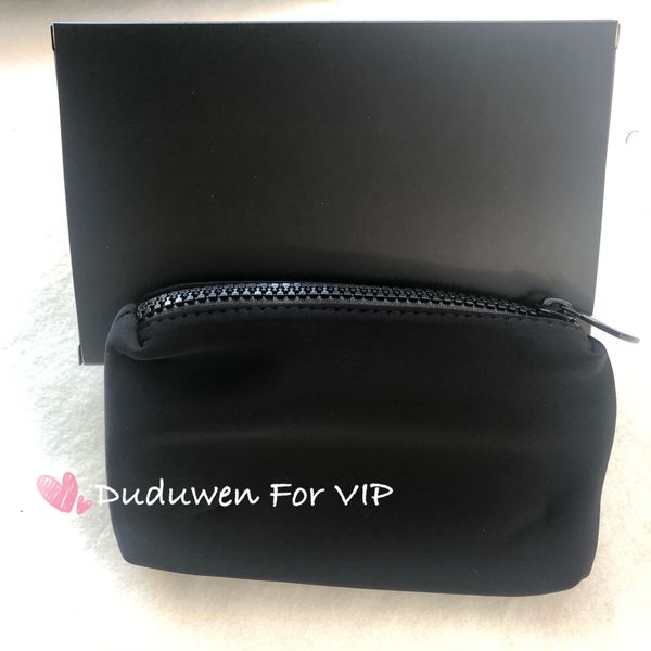 duduwenforvip counter gift c fashion black zipper bag elegant smartcc beauty cosmetic case luxury makeup organizer bag with black gift box
duduwenforvip counter gift c fashion black zipper bag elegant smartcc beauty cosmetic case luxury makeup organizer bag with black gift box