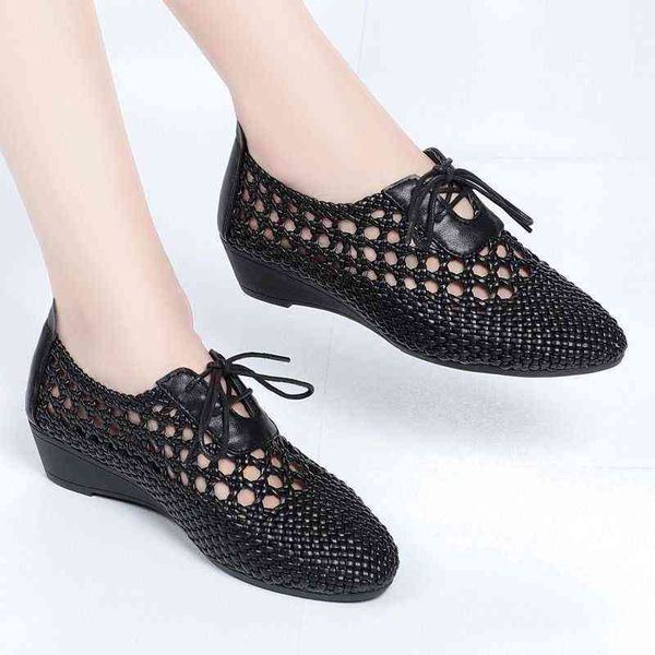 sandals wedges hollow nurse's shoes breathable summer women cozy mom new pu leather soft slippers mujer 220310, Black
sandals wedges hollow nurse's shoes breathable summer women cozy mom new pu leather soft slippers mujer 220310, Black