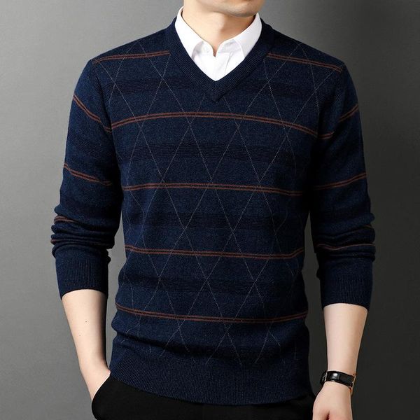 autumn and winter 2021 men's sweater wool v-neck stripe simple jacquard soft warm comfortable handsome sweater, White;black
autumn and winter 2021 men's sweater wool v-neck stripe simple jacquard soft warm comfortable handsome sweater, White;black