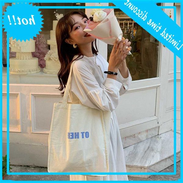 e163 korean street paiins women's summer shoulder student small fresh art canvas bag
e163 korean street paiins women's summer shoulder student small fresh art canvas bag