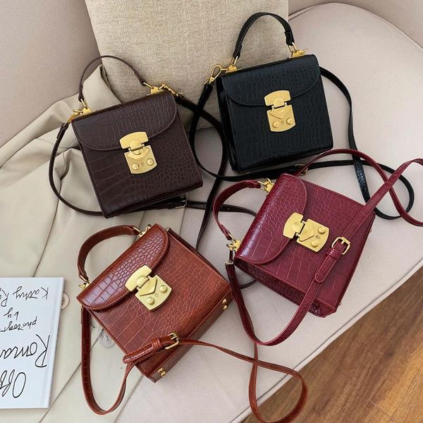cross body pu leather women messenger bags crocodile pattern crossbody shoulder casual females bucket bag fashion small square
cross body pu leather women messenger bags crocodile pattern crossbody shoulder casual females bucket bag fashion small square