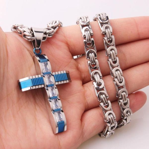 fashion blue silver color men's cross pendant necklaces stainless steel knight cross male jewelry 6mm byzantine chain 18-36"1
fashion blue silver color men's cross pendant necklaces stainless steel knight cross male jewelry 6mm byzantine chain 18-36"1