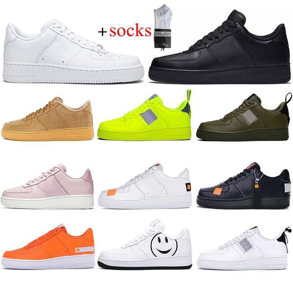 with socks 2021 women men skateboarding running shoes triple black utility white have a day pink flax mens trainers platform sport sneakers
with socks 2021 women men skateboarding running shoes triple black utility white have a day pink flax mens trainers platform sport sneakers