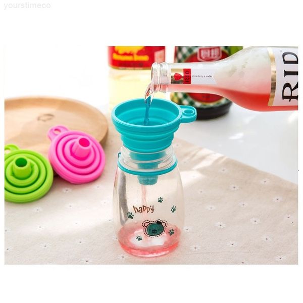 silicone foldable liquid funnel oil folding portable honey funnels wine collapsible style hopper kitchen mini tool ing
silicone foldable liquid funnel oil folding portable honey funnels wine collapsible style hopper kitchen mini tool ing