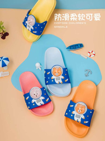 soft children's slippers summer cute cartoon bottom boy's home bathroom bath cool drag girl baby space bear, Black;red
soft children's slippers summer cute cartoon bottom boy's home bathroom bath cool drag girl baby space bear, Black;red