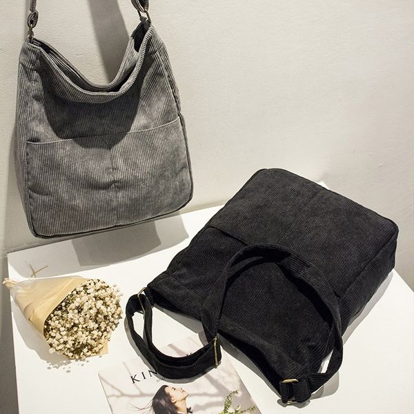 new cleo underarm bag shoulder bags handbags crossbody bag heart-shaped decoration tarpaulin genuine leather bag wholesale
new cleo underarm bag shoulder bags handbags crossbody bag heart-shaped decoration tarpaulin genuine leather bag wholesale