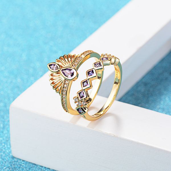 2021 retro fashion high-end luxury crown diamond wedding rings gold plated proposal ring anniversary wedding engagement, Silver
2021 retro fashion high-end luxury crown diamond wedding rings gold plated proposal ring anniversary wedding engagement, Silver