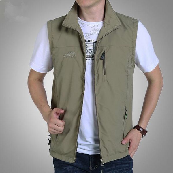 2021 male case vest with zipper jackets sleeveless pgraphy fishing tourism derives vests 921w, Black;white
2021 male case vest with zipper jackets sleeveless pgraphy fishing tourism derives vests 921w, Black;white
