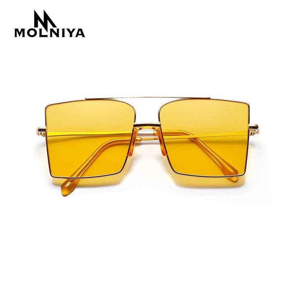 sunglasses 2021 oversized vintage women brand designer big frame clear yellow metal square, White;black
sunglasses 2021 oversized vintage women brand designer big frame clear yellow metal square, White;black