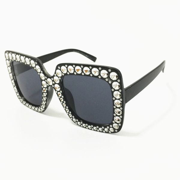 luxury oversized shades female sunglasses imitation diamond sun glasses anti-uv spectacles vintage eyeglasses for goggle eyewear, White;black
luxury oversized shades female sunglasses imitation diamond sun glasses anti-uv spectacles vintage eyeglasses for goggle eyewear, White;black