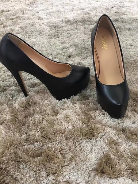 large size 35 36 to 41 42 43 44 45 women shoes black bottoms high heels toe sole pumps come with wedding black shoes
large size 35 36 to 41 42 43 44 45 women shoes black bottoms high heels toe sole pumps come with wedding black shoes