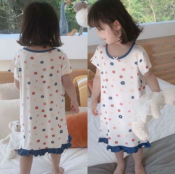 lovely girls nightdrs flower summer drs comfortable home cloth 3-8 years old children's wear, Blue;red
lovely girls nightdrs flower summer drs comfortable home cloth 3-8 years old children's wear, Blue;red