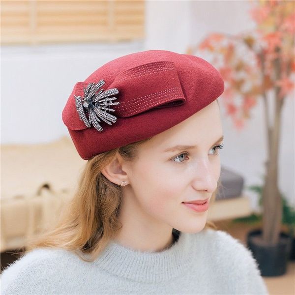 diamond studded stewardess girl autumn winter british pure woolen children bud korean fashion beret hat
diamond studded stewardess girl autumn winter british pure woolen children bud korean fashion beret hat