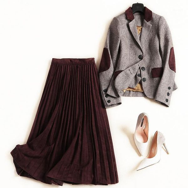 3 piece autumn high-end skirt sets long sleeve patchwork blazer+ vest +drapped pleated skirts ladies suits1, White
3 piece autumn high-end skirt sets long sleeve patchwork blazer+ vest +drapped pleated skirts ladies suits1, White