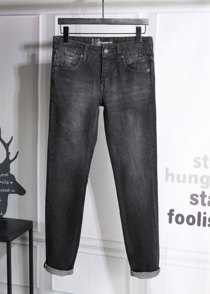 simple trendy men in trendy men's quality nightclub, Black
simple trendy men in trendy men's quality nightclub, Black