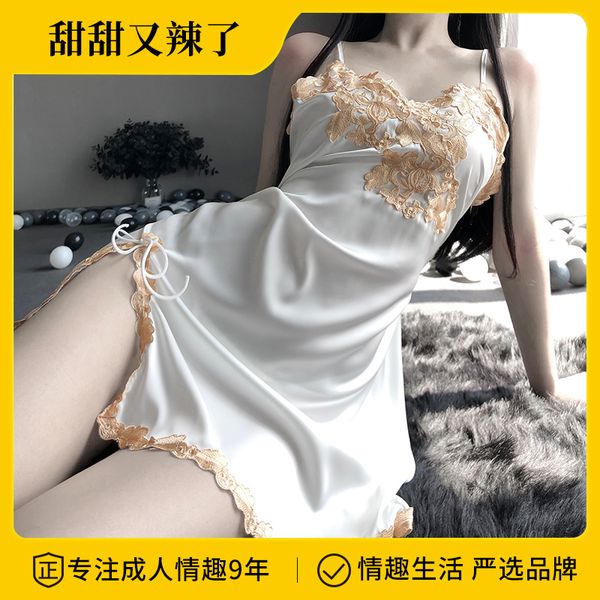 lingerie on bed without getting off the rack to tease and seduce passion suit super coquette nightdress large size pajamas, Red;black
lingerie on bed without getting off the rack to tease and seduce passion suit super coquette nightdress large size pajamas, Red;black