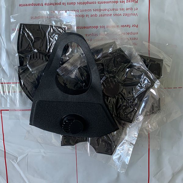 1w62high reusable sponge with facemask valve washable fashion face mask pollution anti dust individual package balck respira
1w62high reusable sponge with facemask valve washable fashion face mask pollution anti dust individual package balck respira