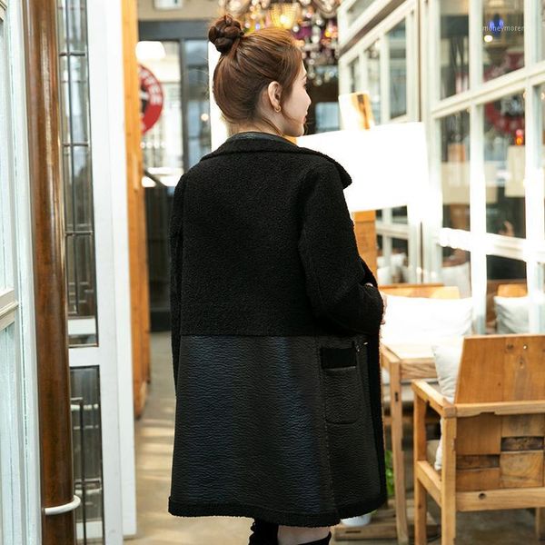 women's leather & faux quality lamb wool high jacket women 2021 double face use autumn winter parkas jackets black long coats1
women's leather & faux quality lamb wool high jacket women 2021 double face use autumn winter parkas jackets black long coats1