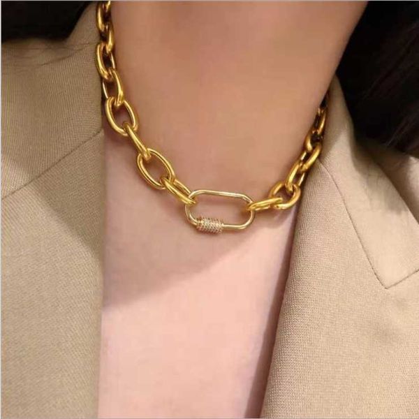 simple temperament cuban necklace metal flashing zircon thick chain clavicle chain female, Silver
simple temperament cuban necklace metal flashing zircon thick chain clavicle chain female, Silver