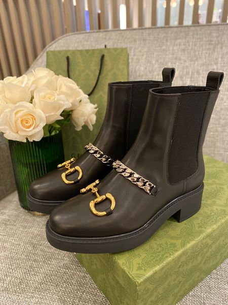 designers women winter snow boots real fur slides classic leather waterproof warm knee high boot fashion booties with box -b646, Black
designers women winter snow boots real fur slides classic leather waterproof warm knee high boot fashion booties with box -b646, Black