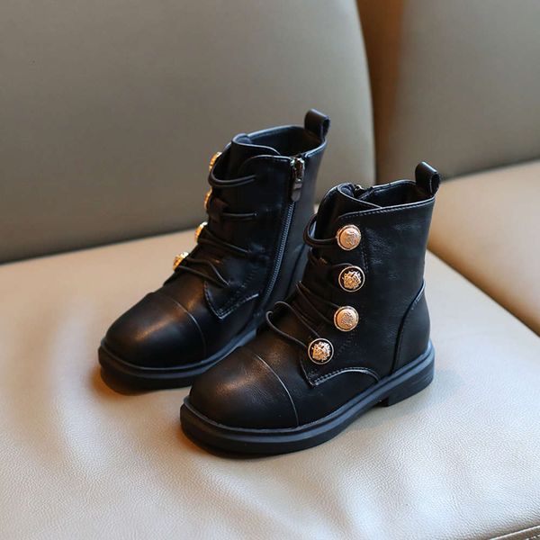 new girls' winter fashion children's 2020 leather plush boots soft sol, Black;red
new girls' winter fashion children's 2020 leather plush boots soft sol, Black;red