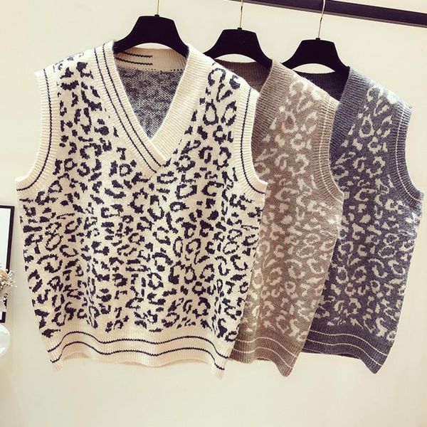 women's vests leopard print sweater vest women v neck knitted 2021 autumn fall basic sleeveless jacquard pullovers fashion sueter mujer, Black;white
women's vests leopard print sweater vest women v neck knitted 2021 autumn fall basic sleeveless jacquard pullovers fashion sueter mujer, Black;white