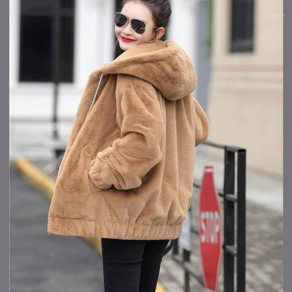 woman faux fur hooded coat fashion autumn winter baseball jacket1, Black
woman faux fur hooded coat fashion autumn winter baseball jacket1, Black