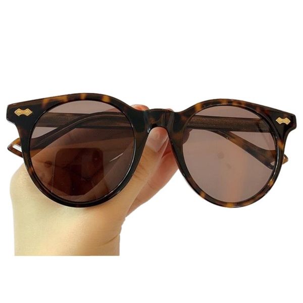 sunglasses vintage retro round women brand design quality acetate frame classic men eyeglasses with original box, White;black
sunglasses vintage retro round women brand design quality acetate frame classic men eyeglasses with original box, White;black