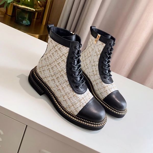desiner 2021 classical fashion winter women desert boot ankle martin boots leather medal coarse non slip show style party boot, Black
desiner 2021 classical fashion winter women desert boot ankle martin boots leather medal coarse non slip show style party boot, Black
