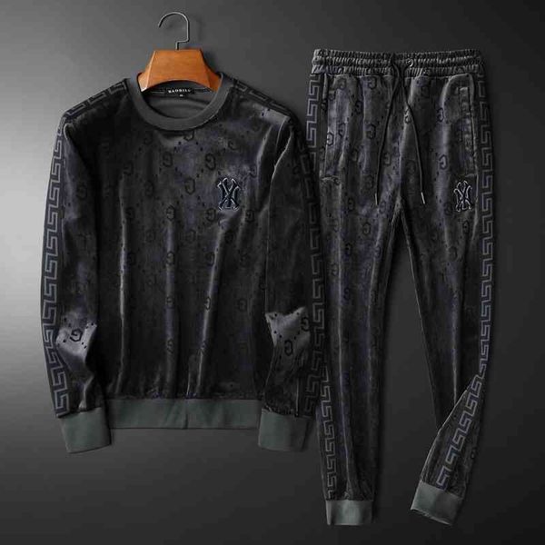 men's tracksuits autumn and winter men's fashion trend golden velvet embroidery long sleeve leisure sports suit a84c, Gray
men's tracksuits autumn and winter men's fashion trend golden velvet embroidery long sleeve leisure sports suit a84c, Gray