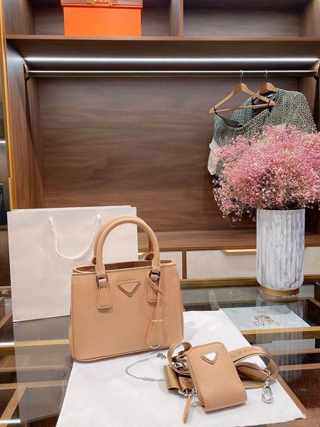 handbag women handbags crossbody bag fashion style for charming girls selling and new styles
handbag women handbags crossbody bag fashion style for charming girls selling and new styles