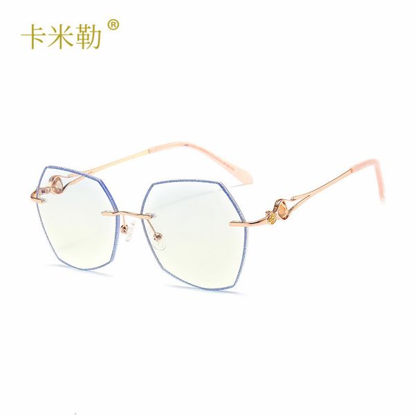 2021 new anti fashion blu ray blue film round face frame with degree frameless light sunglasses 809 kml-designer, White;black
2021 new anti fashion blu ray blue film round face frame with degree frameless light sunglasses 809 kml-designer, White;black