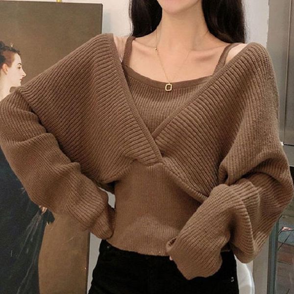 autumn new design shows thin waist closing fake two long sleeve knitted sweaters for women, White;black
autumn new design shows thin waist closing fake two long sleeve knitted sweaters for women, White;black