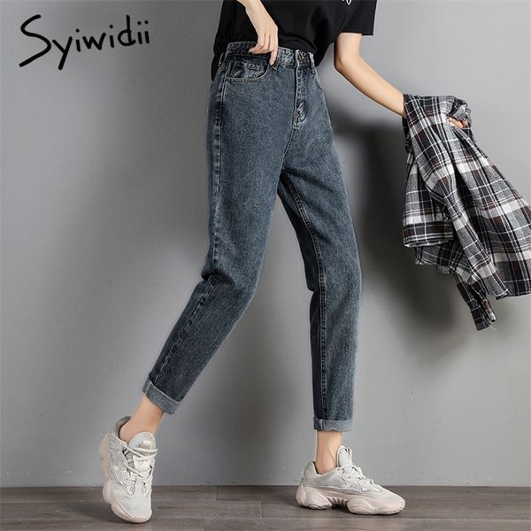 plus size mom jeans women high waist boyfriend jeans for women harem pants denim street style coated ankle-length high street 201225, Blue
plus size mom jeans women high waist boyfriend jeans for women harem pants denim street style coated ankle-length high street 201225, Blue