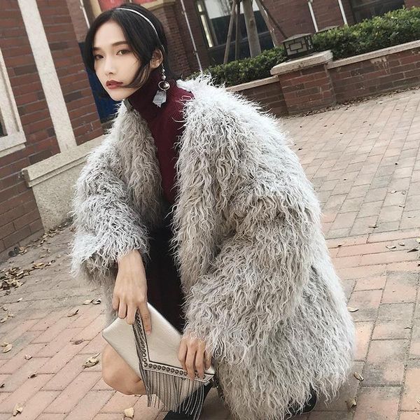 2021 women lamb fur korean open stitch coat women thick warm loose regular v neck sweater jacket wide-waisted faux fur coat b1281, Black
2021 women lamb fur korean open stitch coat women thick warm loose regular v neck sweater jacket wide-waisted faux fur coat b1281, Black