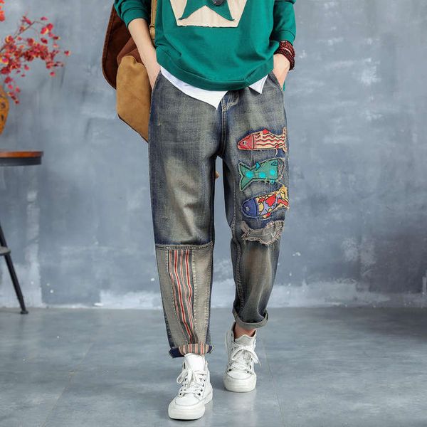 autumn new embroidered elastic waist jeans women's large loose patch sixiaoyu long pants s27979, Blue
autumn new embroidered elastic waist jeans women's large loose patch sixiaoyu long pants s27979, Blue