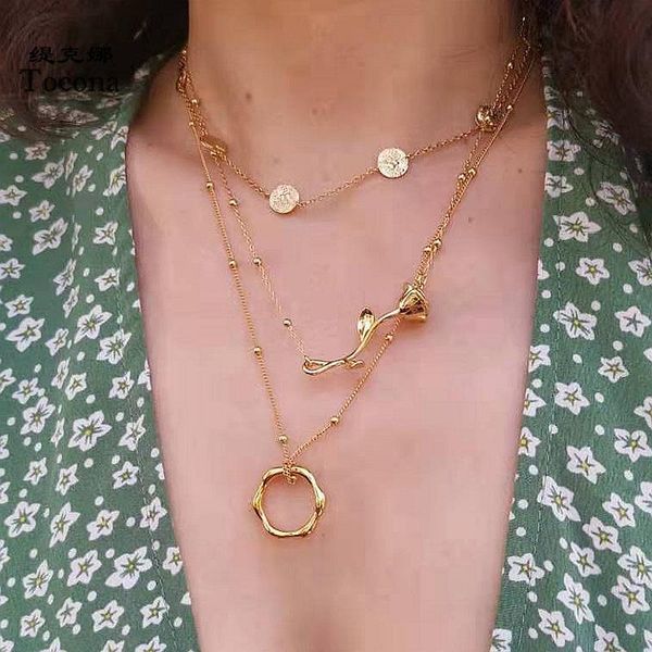 brling new 2020 fashion ins vintage chain pendant choker 3 layers of golden roses alloy necklace for women girls gifts party, Golden;silver
brling new 2020 fashion ins vintage chain pendant choker 3 layers of golden roses alloy necklace for women girls gifts party, Golden;silver
